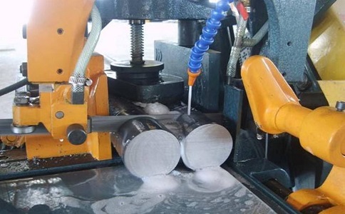 彭场镇卧式带锯床的送料方式有哪几种？