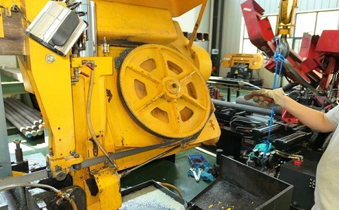 彭场镇金属带锯床的日常使用和保养注意事项！