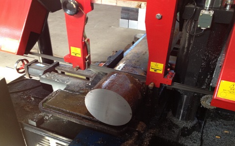 彭场镇卧式带锯床加工时出现明显振荡如何排查？